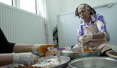 Gaziantep’te Kadın İstihdamı Mumbar Dolmasıyla Artıyor