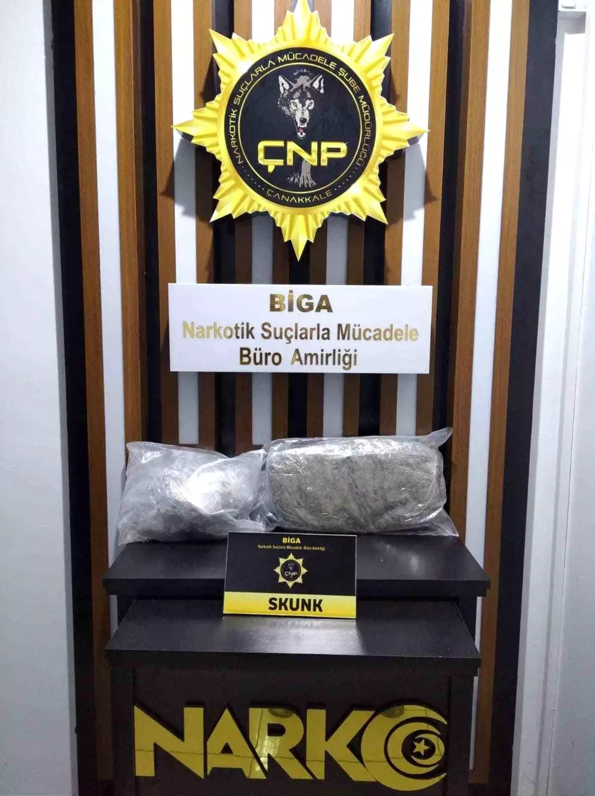 Biga’da 1.7 kg Skunk Ele Geçirildi