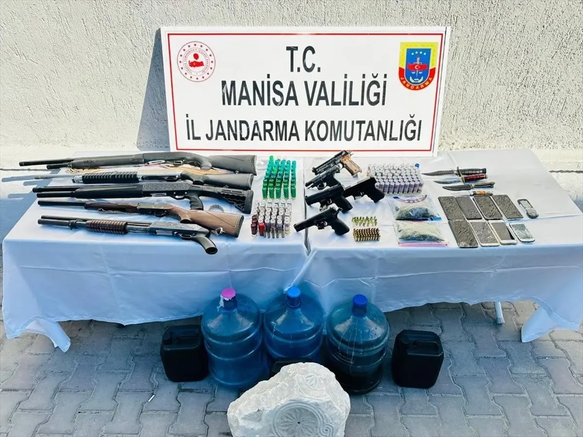 Manisa’da Silah Kaçakçılığı Operasyonu